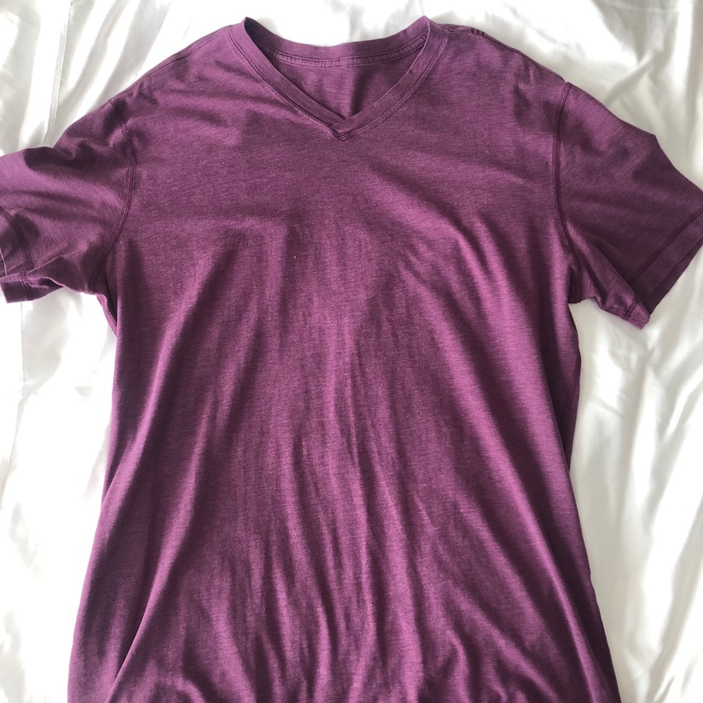 Lululemon Basic Tee V-Neck For Men - Size Large